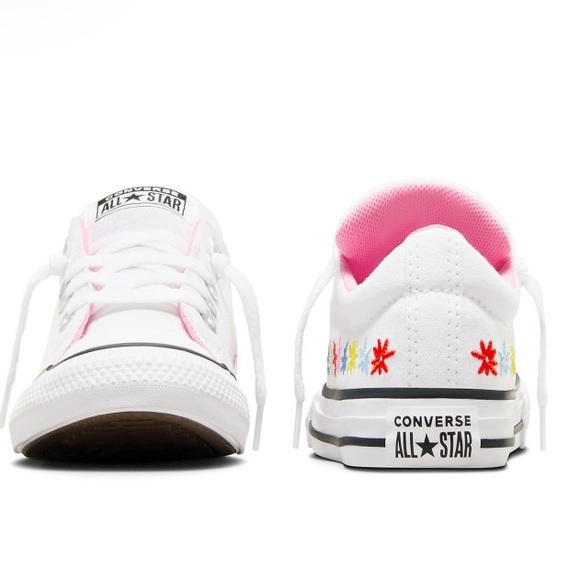 Girls converse - Picture 8 of 9